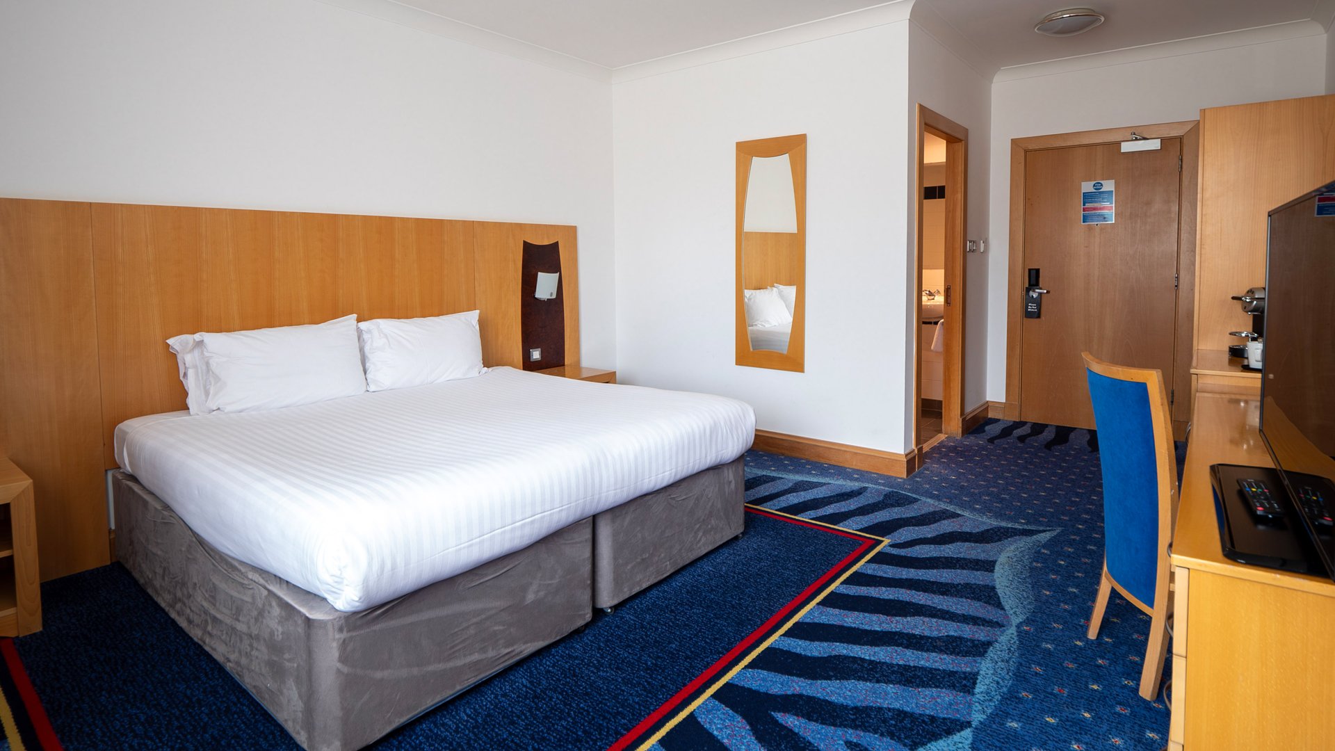 Park Hotel Suite Room